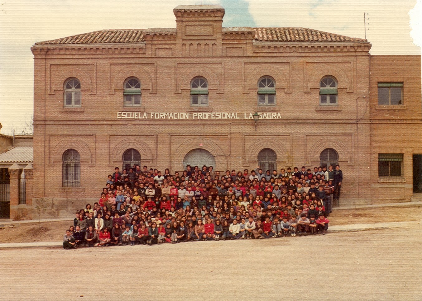 Antiguo Alumnno 4